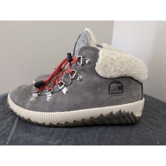 Sorel waterproof cozycore Out Nd About gray outdoor winter boots 3 - Picture 5 of 10